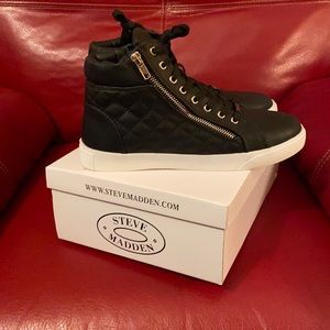 Steve Madden Ankle Booties